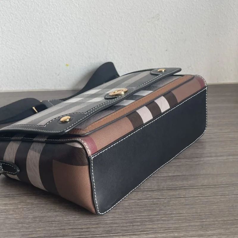 Burberry Satchel Bags Functional 51686