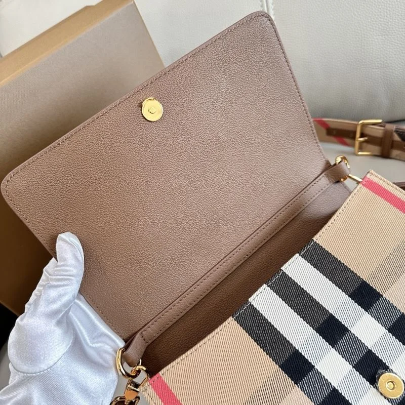 Comfortable Burberry Satchel Bags 38078