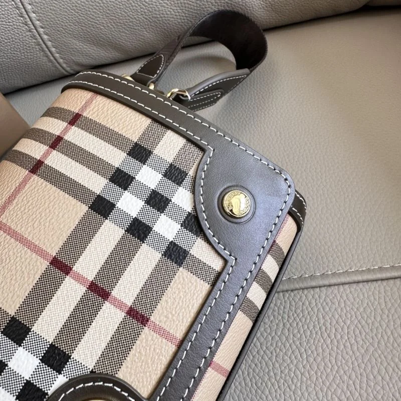 Burberry Satchel Bags Modern 38039