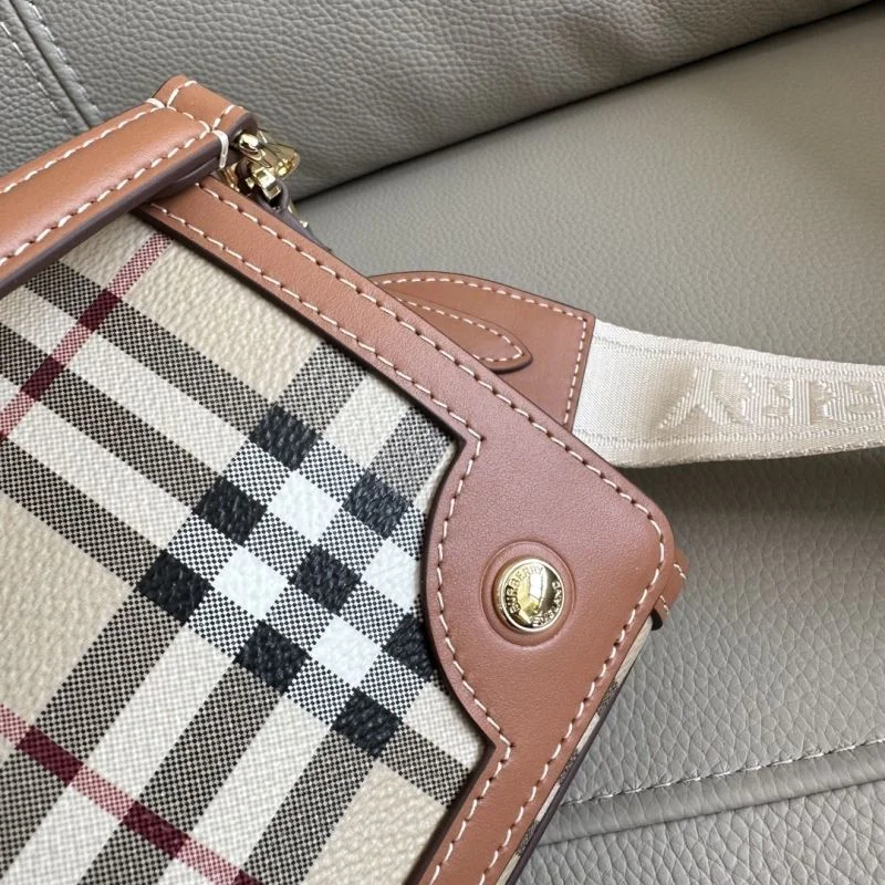 Thermal Burberry Satchel Bags 38025