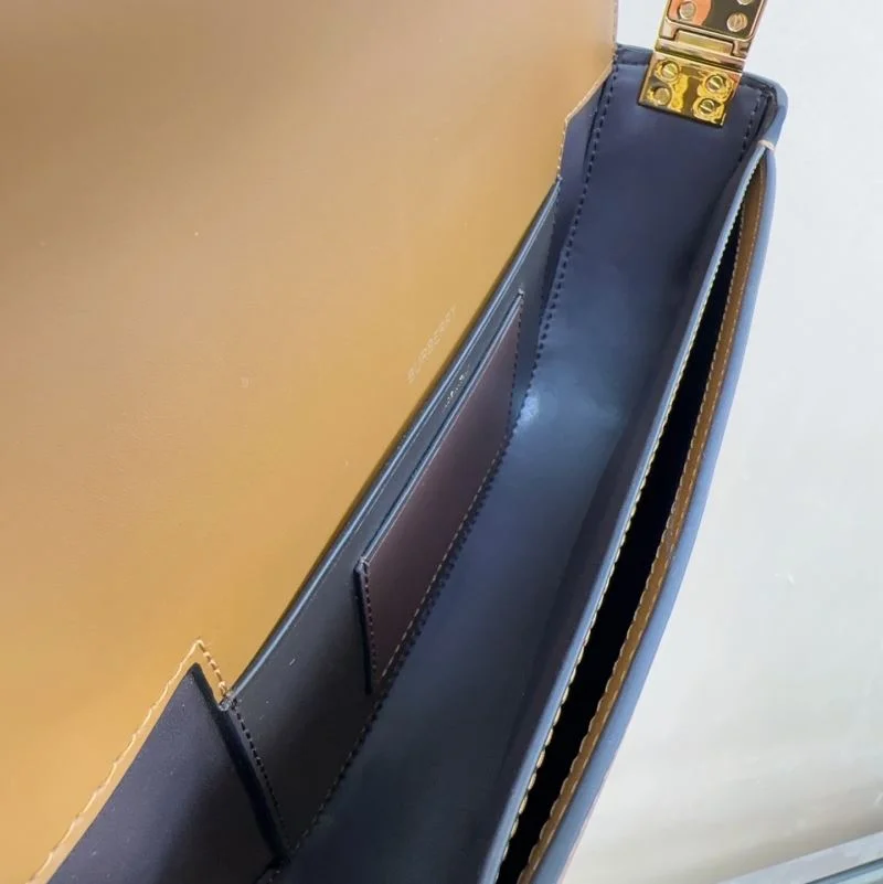 Burberry Satchel Bags Neat 38015