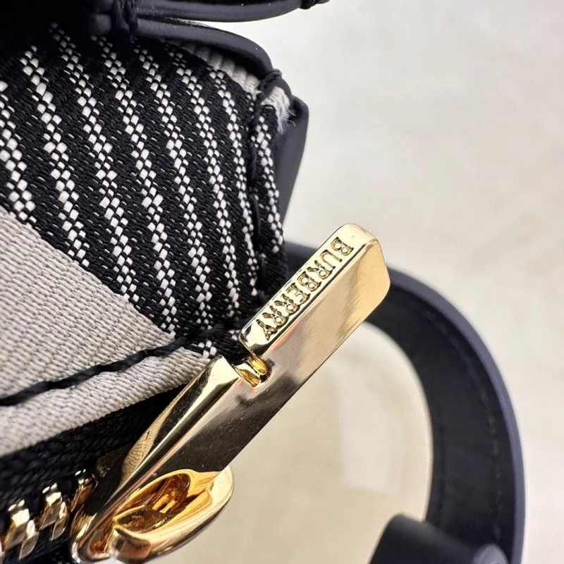 Unique Burberry Satchel Bags 38024