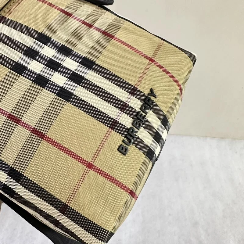 Burberry Satchel Bags Breathable 38014