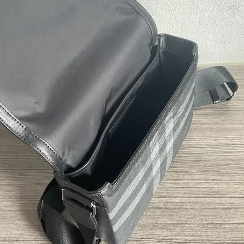 Casual Burberry Satchel Bags 38010