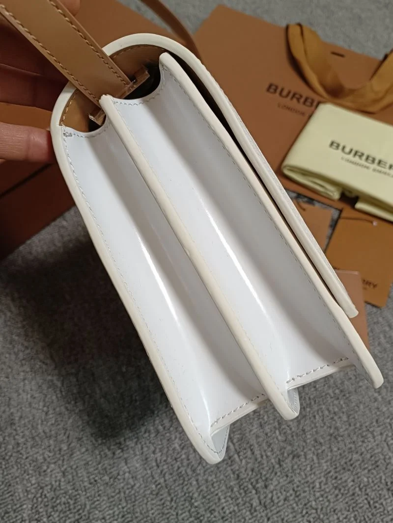 Flexible Burberry Satchel Bags 37997
