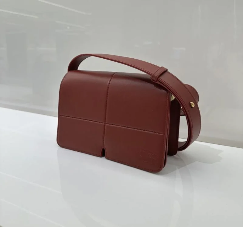 Burberry Satchel Bags EyeCatching 37998