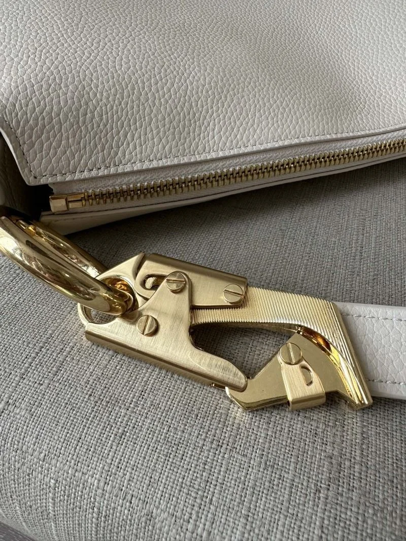 SunProtective Burberry Satchel Bags 37992