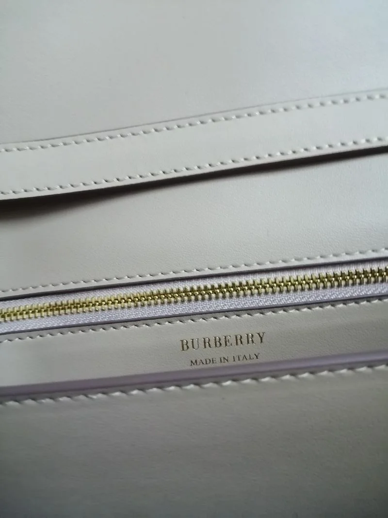 Burberry Satchel Bags TechFriendly 37963