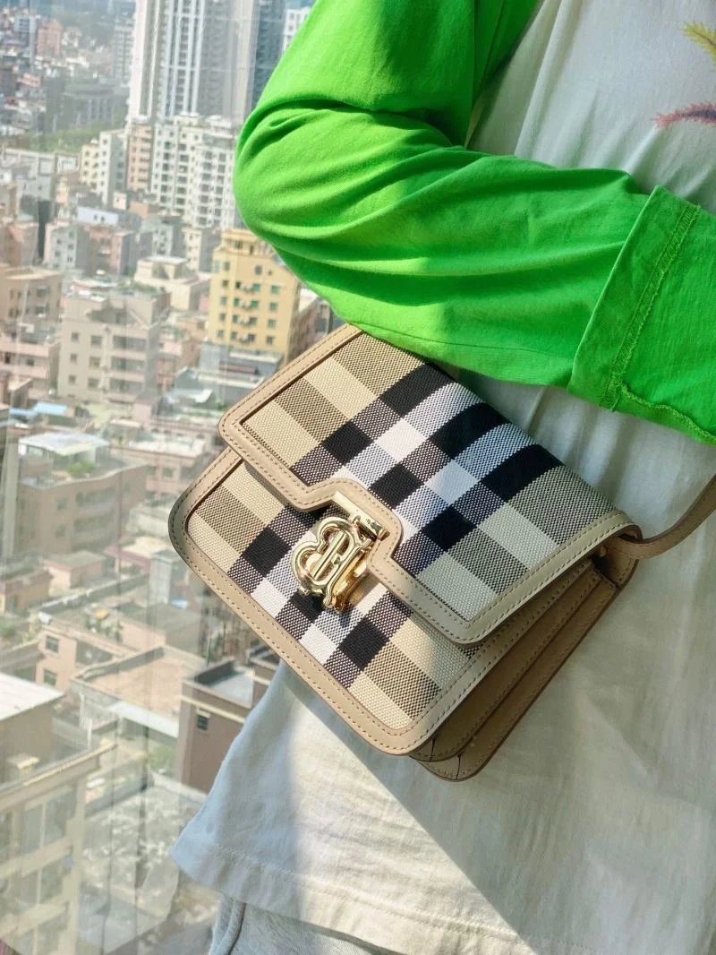 Burberry Satchel Bags Bold 37961