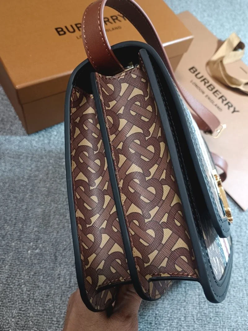 WaterResistant Burberry Satchel Bags 37962