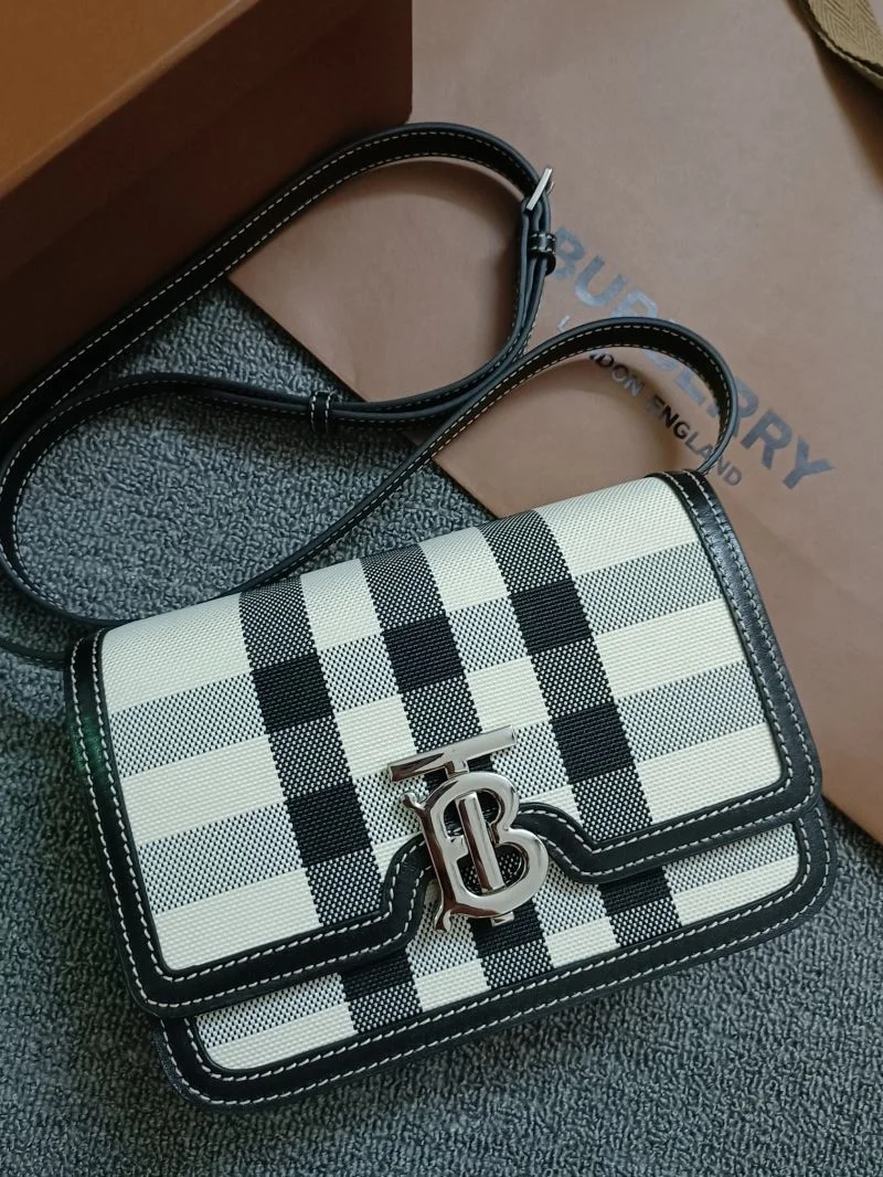 Minimalist Burberry Satchel Bags 37958