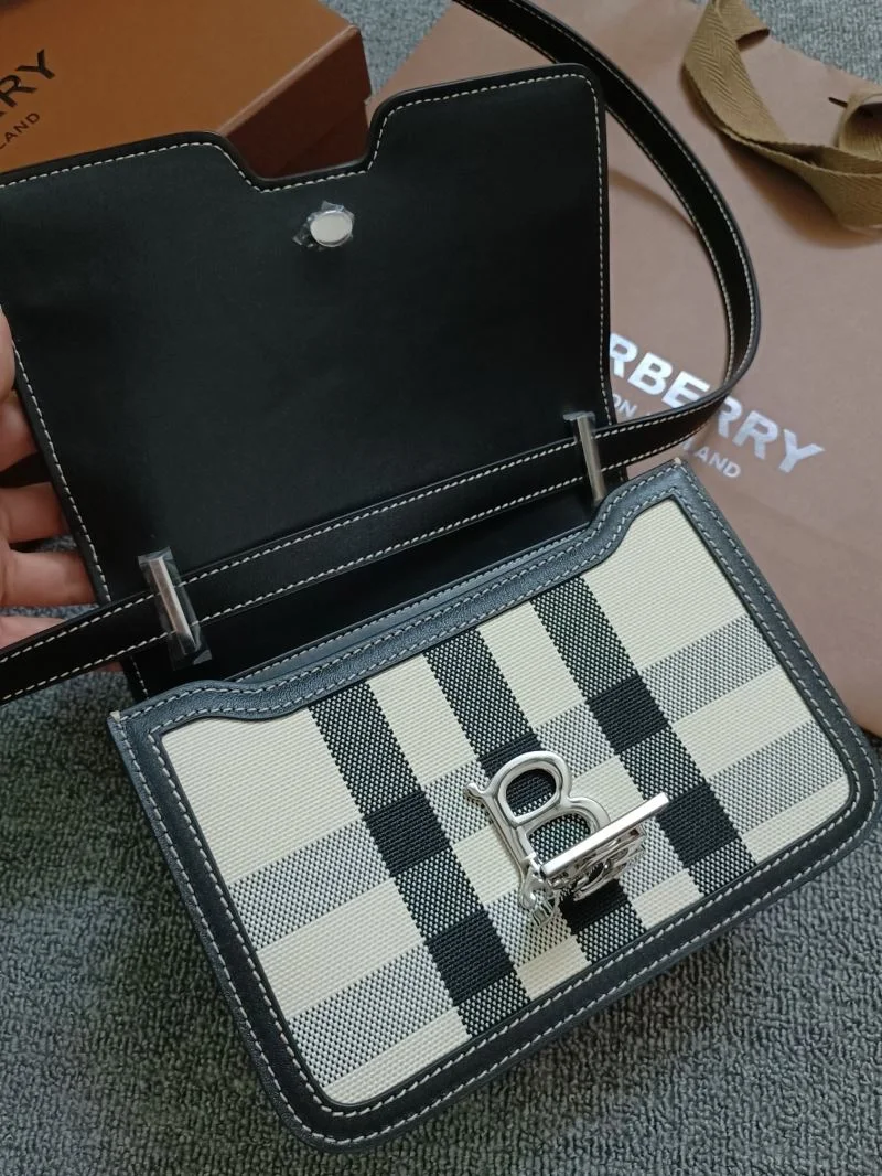 Minimalist Burberry Satchel Bags 37958