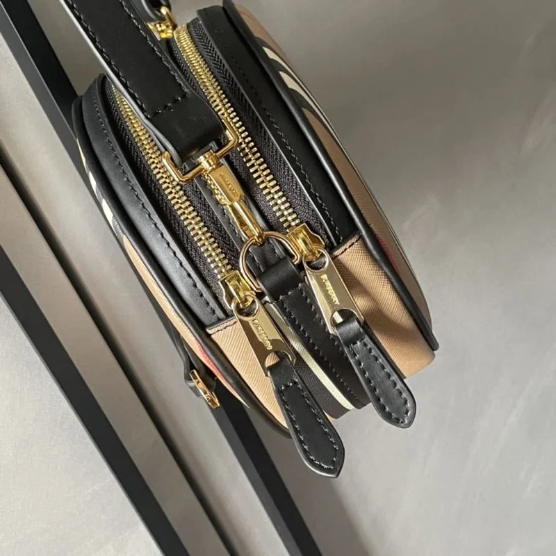 Burberry Satchel Bags Elegant 37924