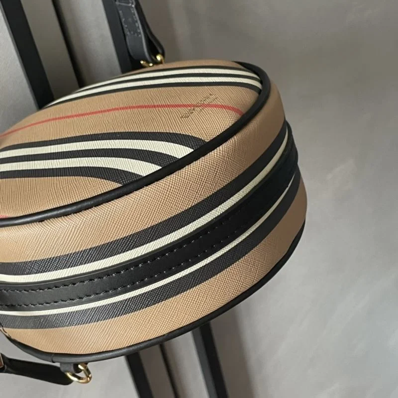 Burberry Satchel Bags Elegant 37924
