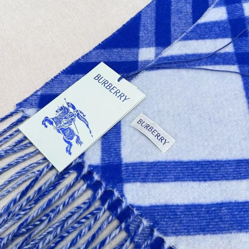 Burberry Scarf Compact 271382