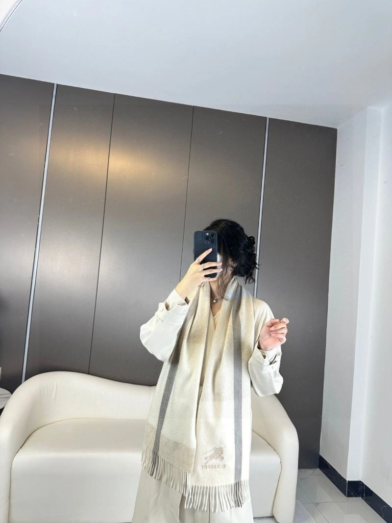 Burberry Scarf Durable 271377
