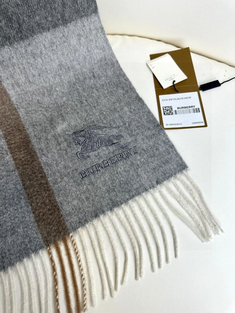 Burberry Scarf Breathable 271375