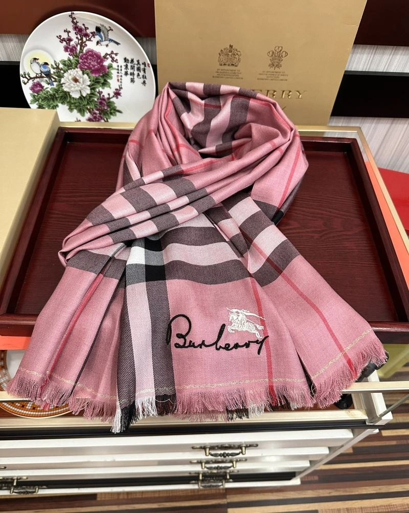 Burberry Scarf FlexibleFit 271370
