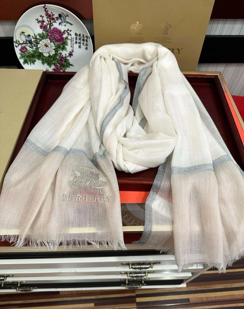 Burberry Scarf Premium 271363