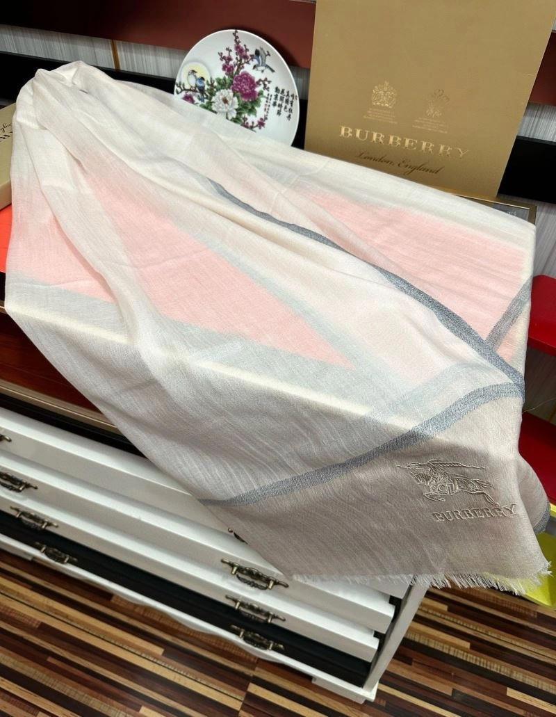 Burberry Scarf Premium 271363
