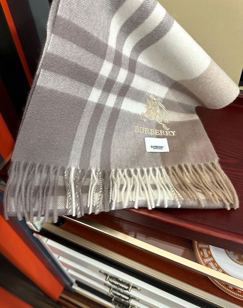 Burberry Scarf GoodFit 271360