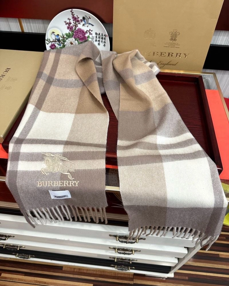 Burberry Scarf GoodFit 271360