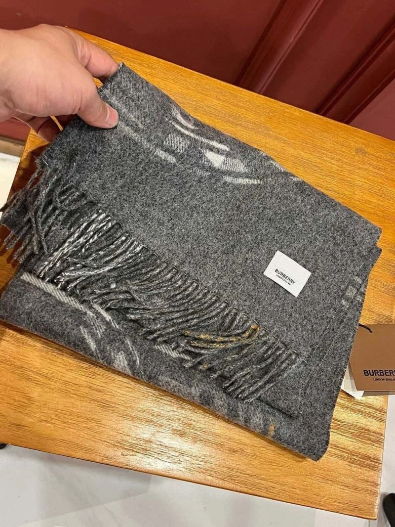 Classic Burberry Scarf 271357