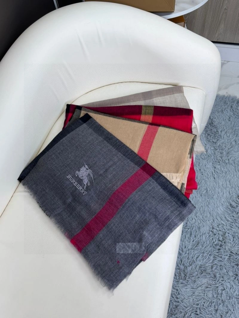 Burberry Scarf Premium 271343