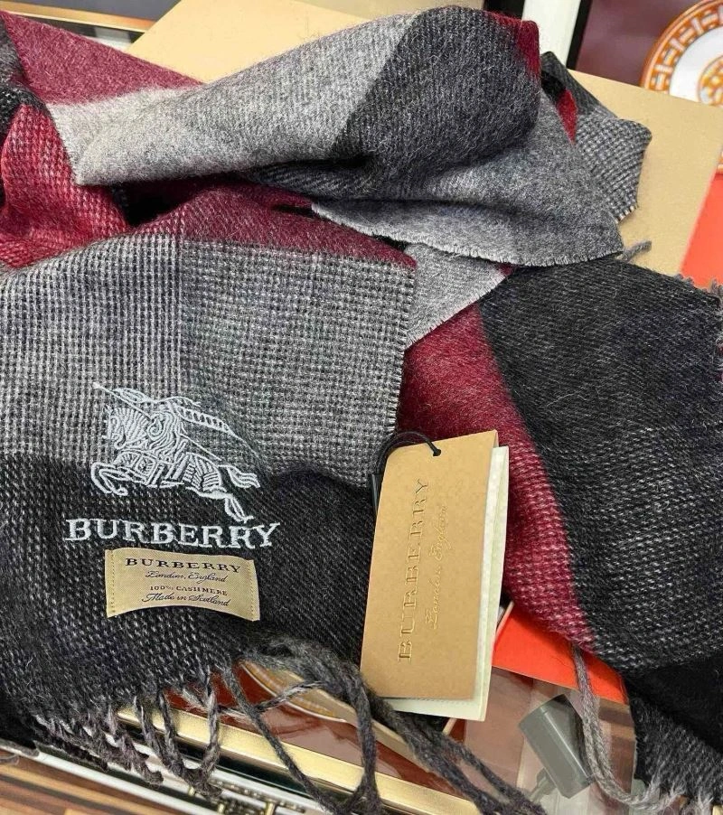 TopPick Burberry Scarf 271350
