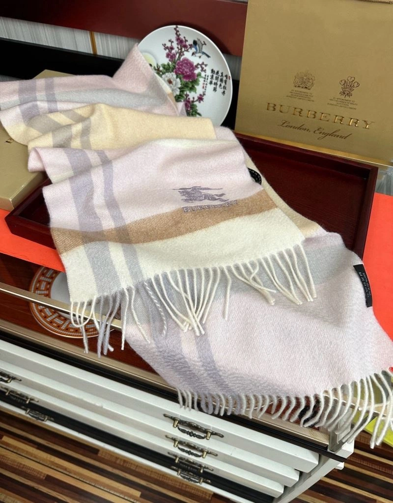 SunProtective Burberry Scarf 271341
