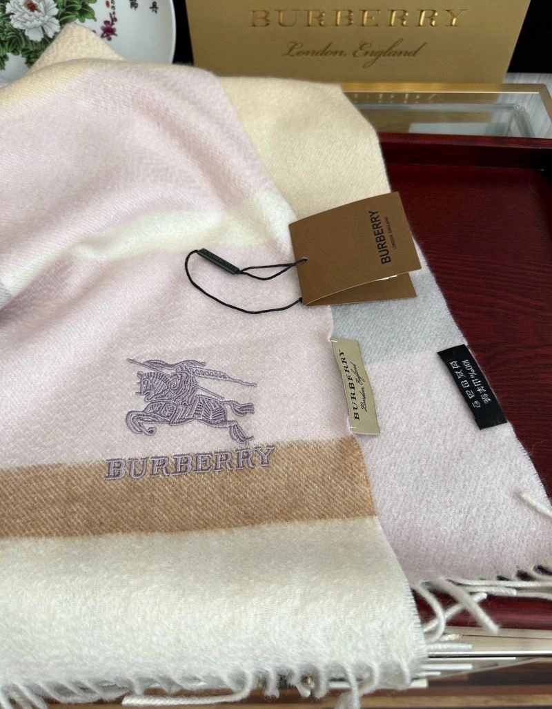 SunProtective Burberry Scarf 271341