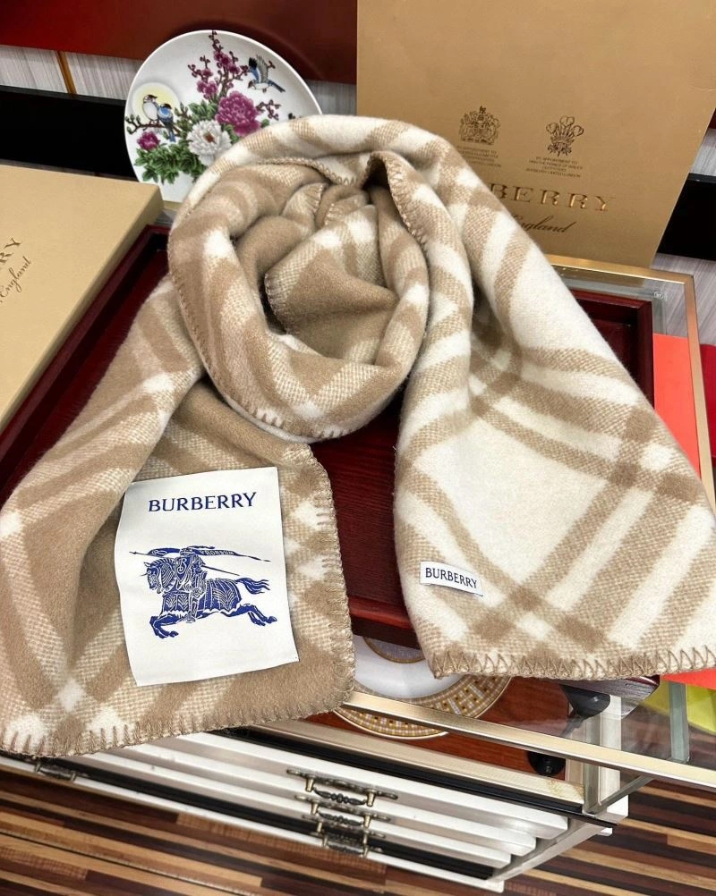 Classic Burberry Scarf 271335