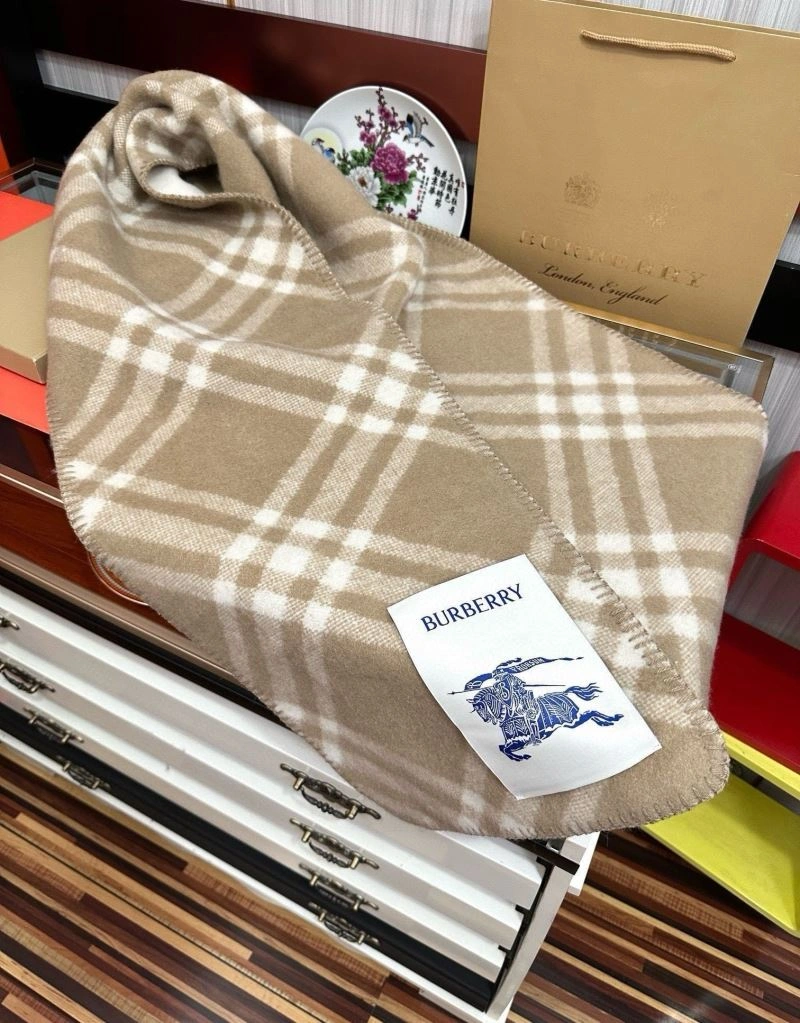 Classic Burberry Scarf 271335