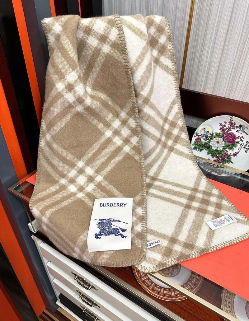 Classic Burberry Scarf 271335