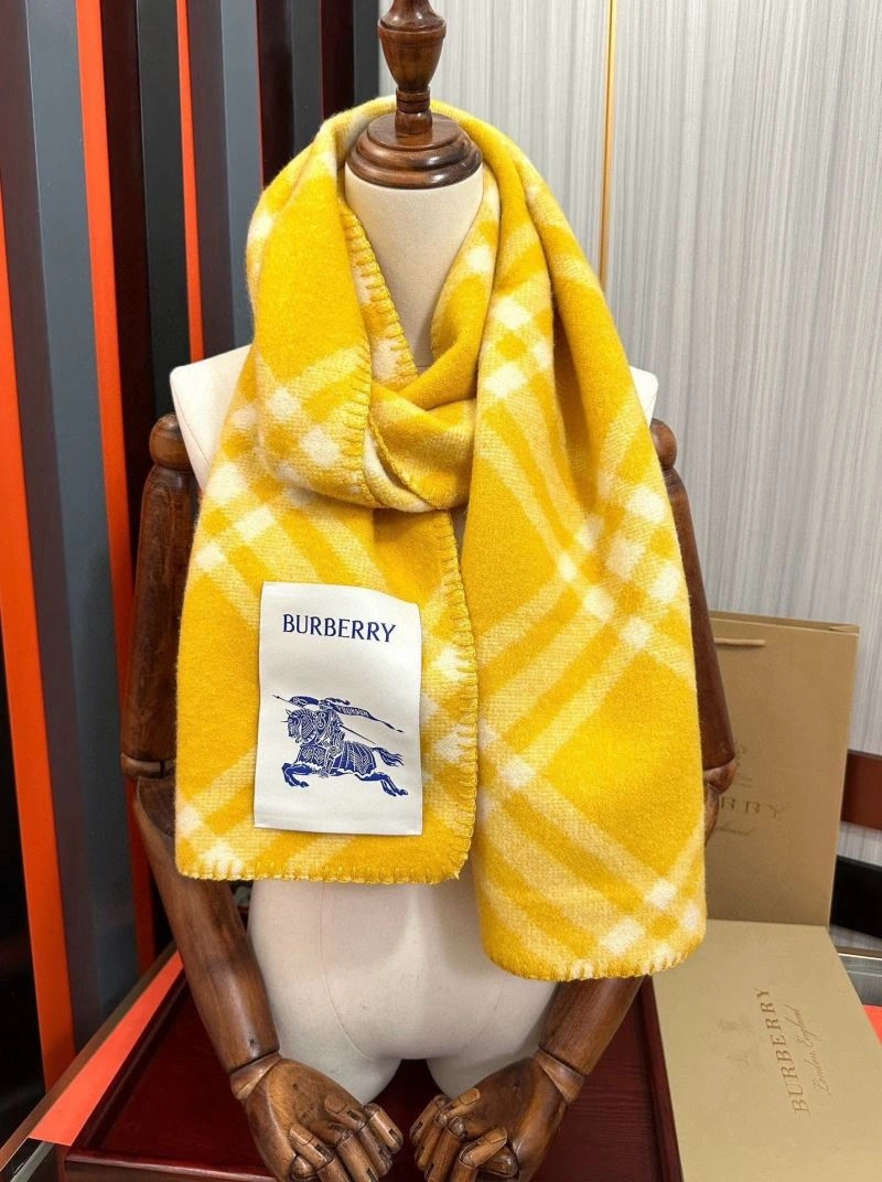 Burberry Scarf UrbanStyle 271337