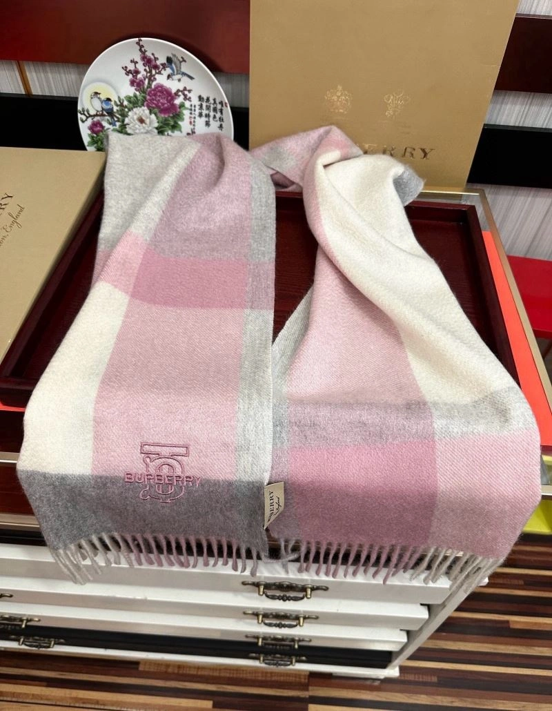 Refined Burberry Scarf 271349