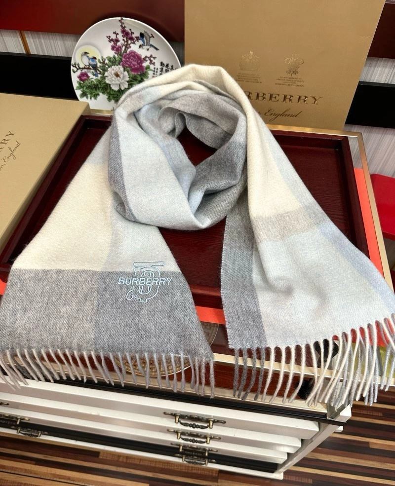 UrbanStyle Burberry Scarf 271336