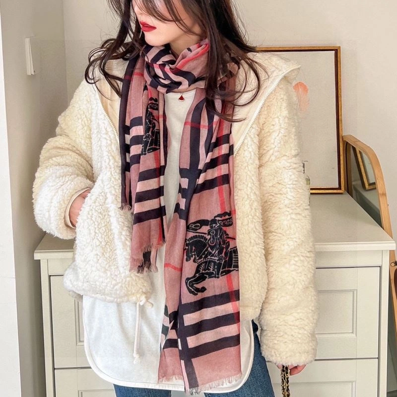 Burberry Scarf ZipUp 271340