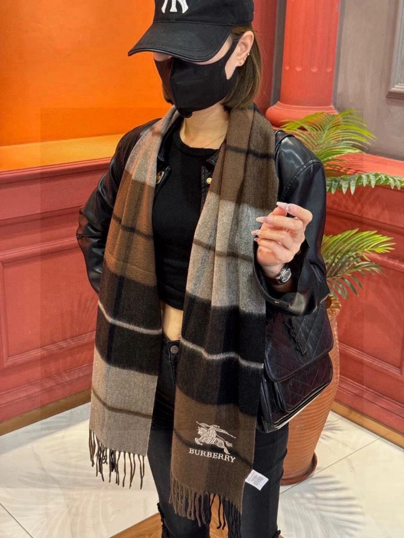 HighPerformance Burberry Scarf 271330