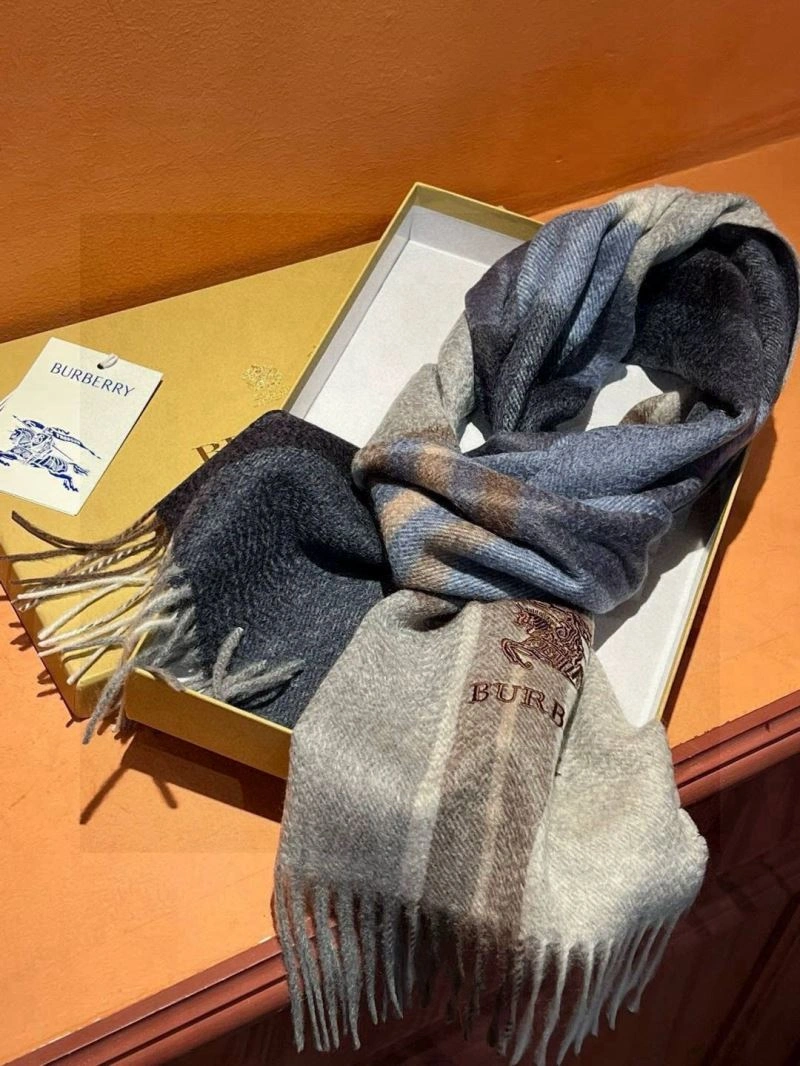 Contemporary Burberry Scarf 271353