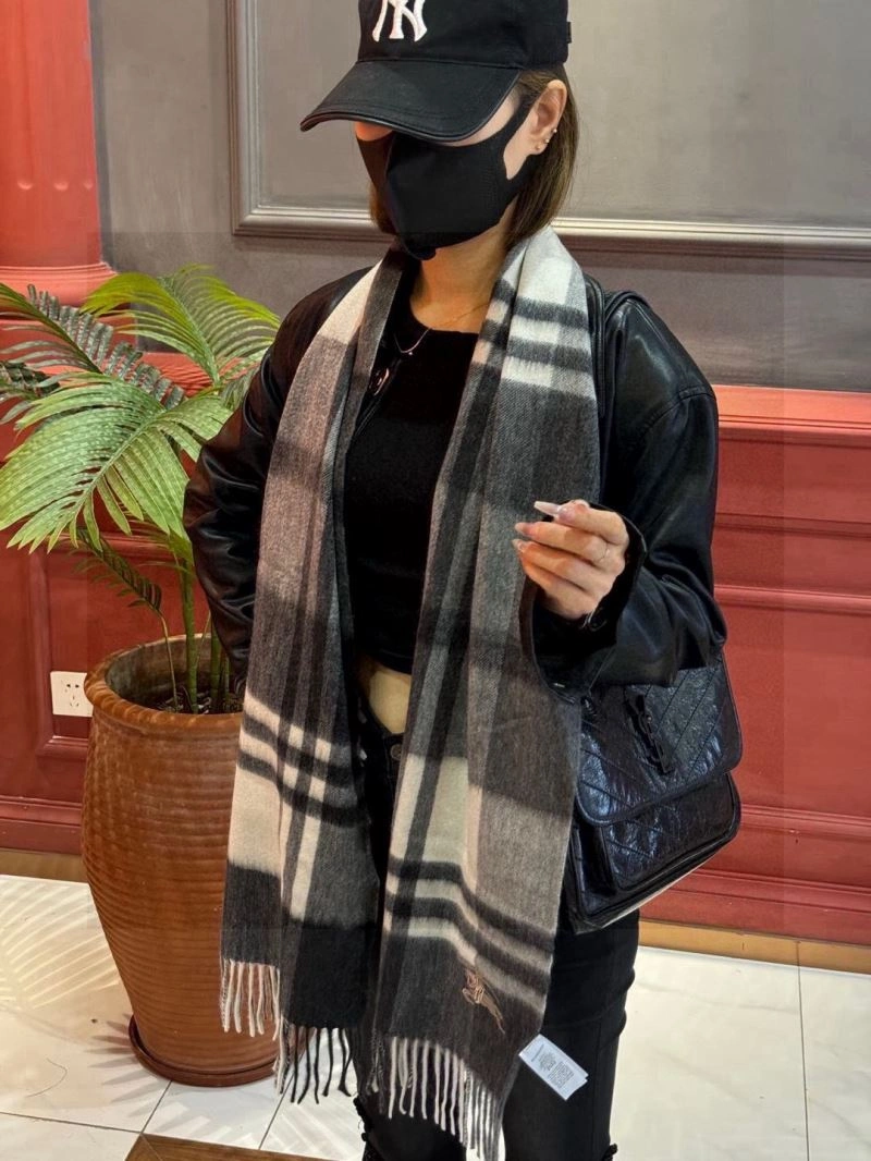 TopPick Burberry Scarf 271338