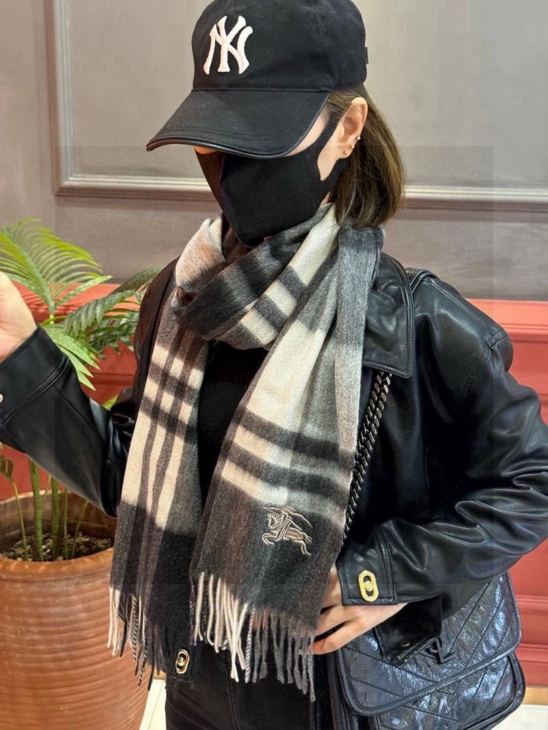 TopPick Burberry Scarf 271338