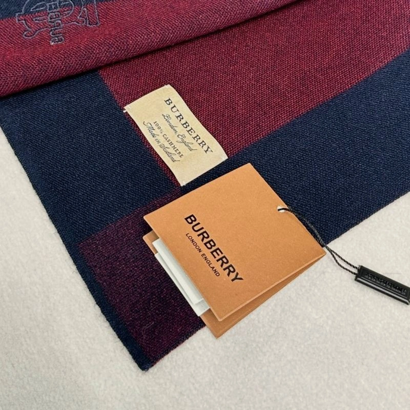 Burberry Scarf Compact 271323