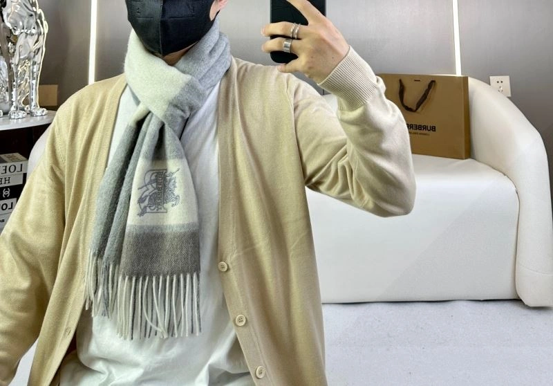 Burberry Scarf Neat 271324