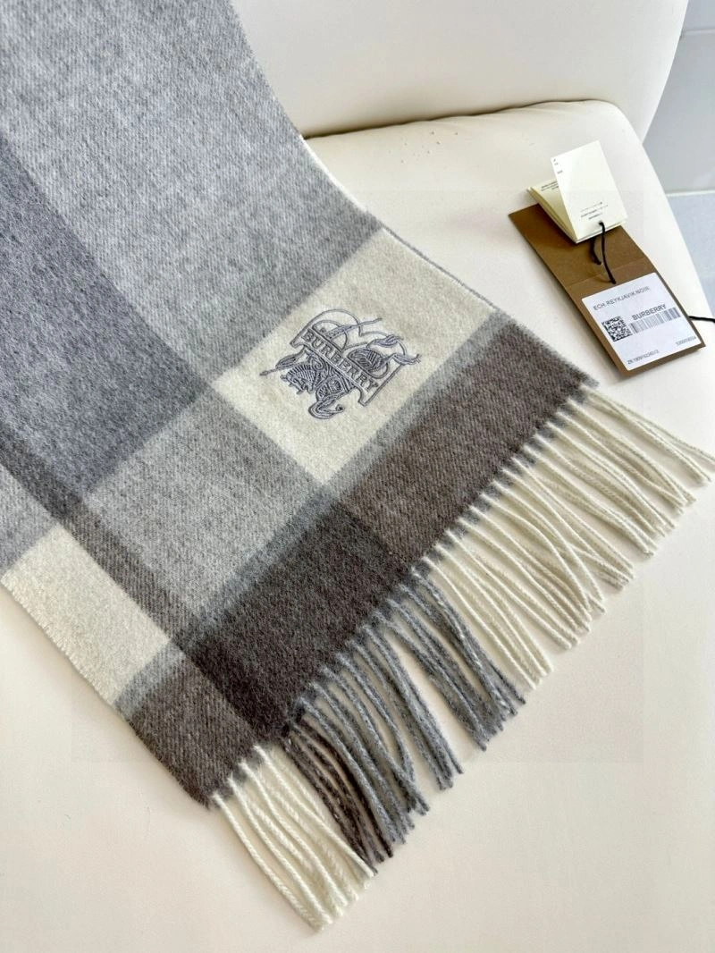 Burberry Scarf Neat 271324