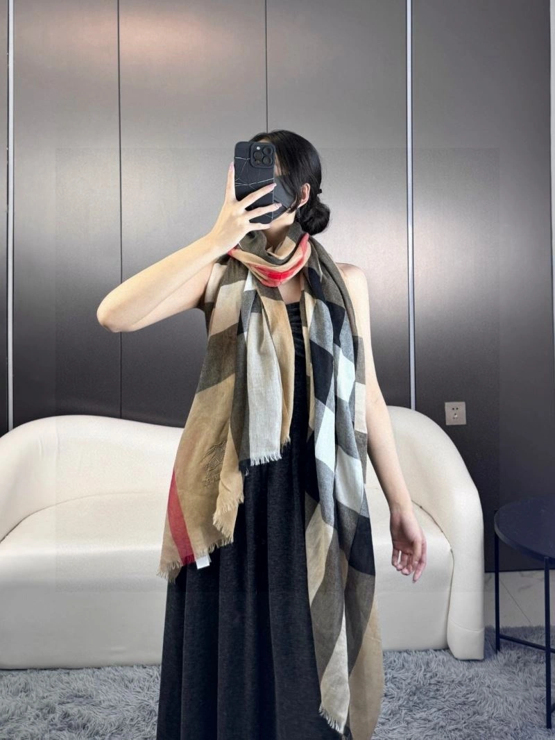 Refined Burberry Scarf 271314