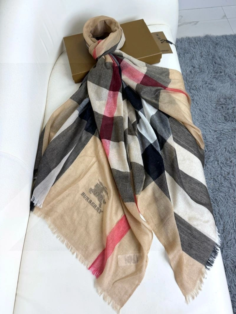 Refined Burberry Scarf 271314