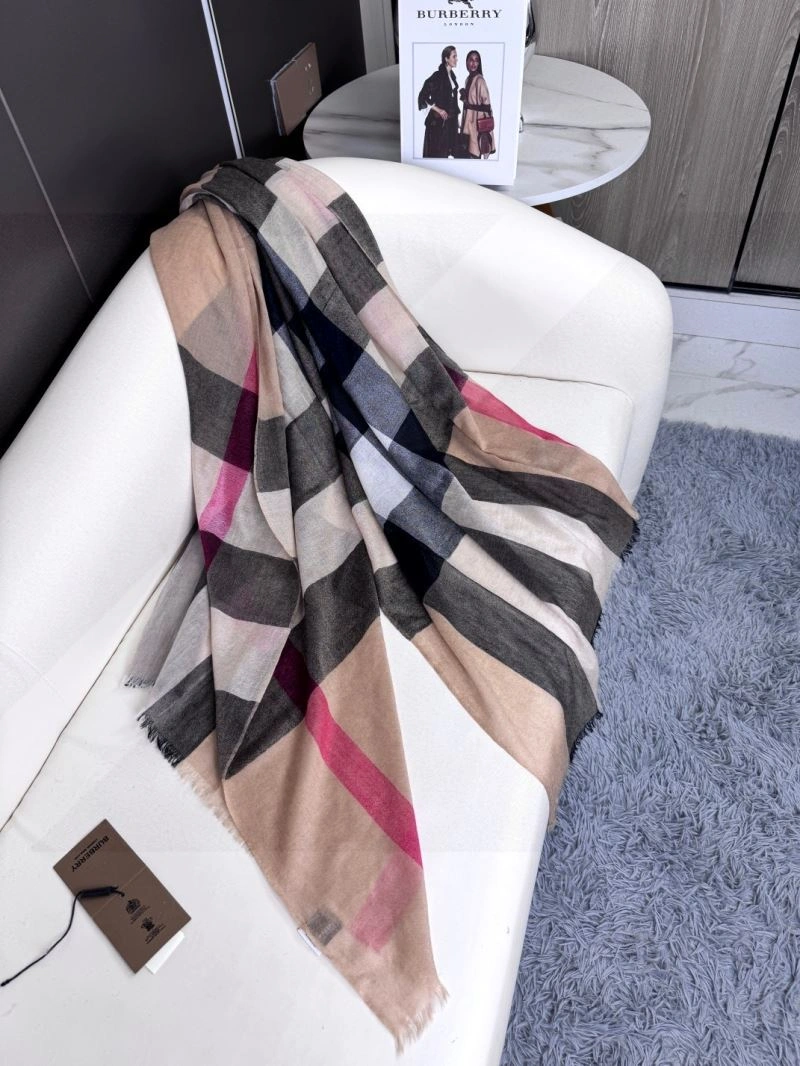 Refined Burberry Scarf 271314