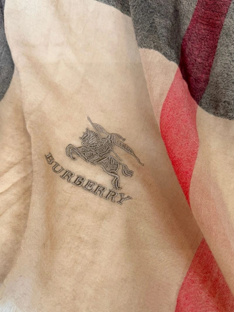 Refined Burberry Scarf 271314