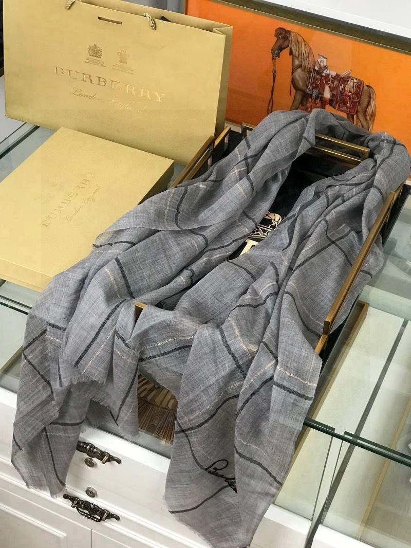 Burberry Scarf Youthful 271299